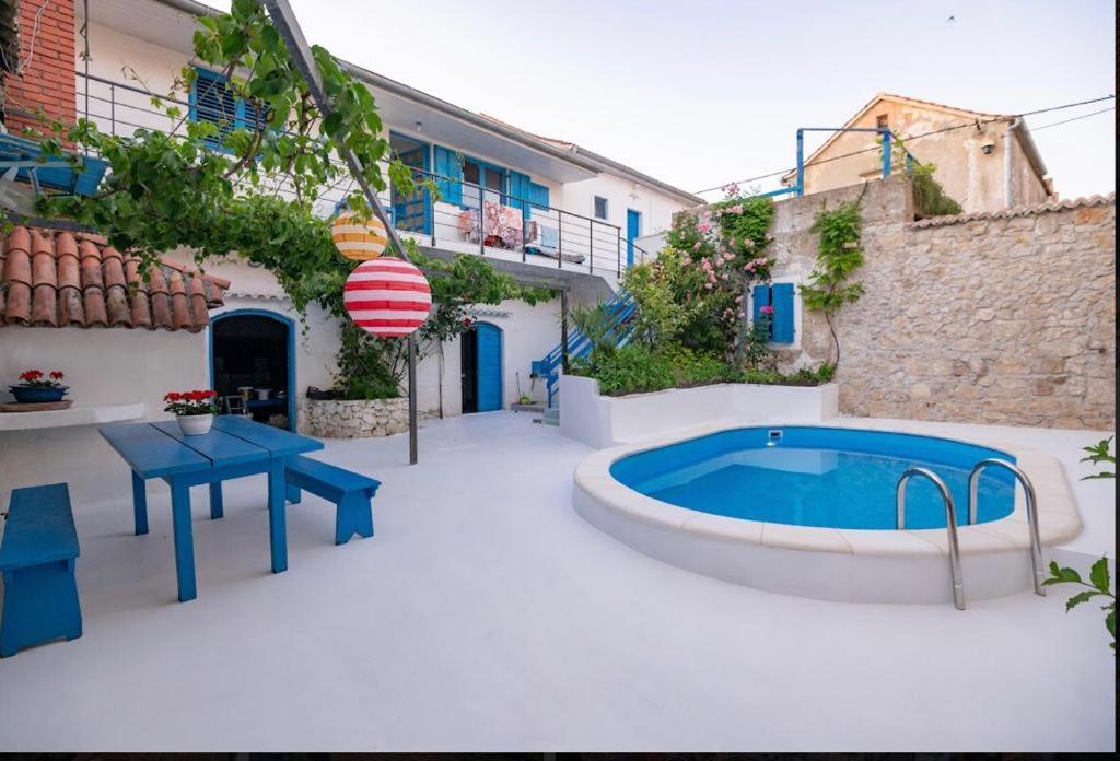 Dalmatian Rustic House Villa Petrcane Exterior photo